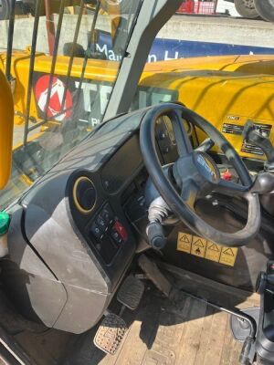 2022 JCB 525-60 Telehandler - 22