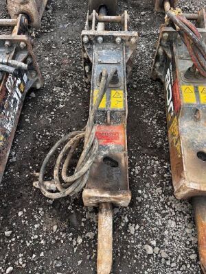 2022 JCB HMO18T Breaker - 40mm Pins