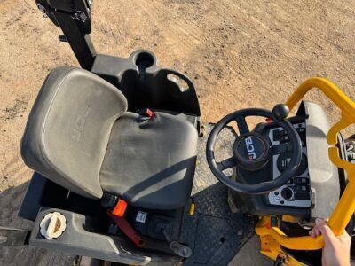 2024 JCB CT260-120 Tandem Roller - 8