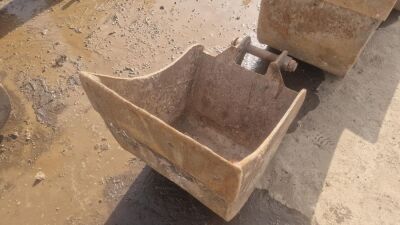 22" Bucket - 45mm Pins
