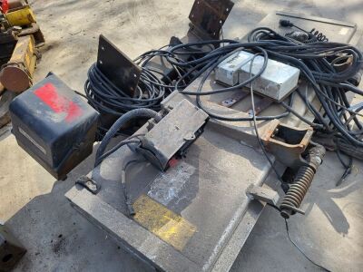 Anteo 1500Kg Underslung Tail Lift System - 2