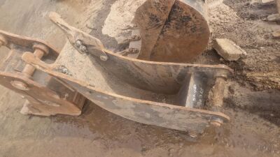 10" Bucket JCB Teeth - 45mm Pins
