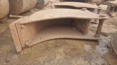 10" JCB Bladed Bucket - 35mm Pins