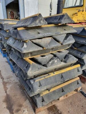 3 x Pallets Rubber Bump Stops / Car Park Edging 