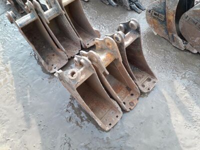 2 x JCB 6inch Buckets, 1 x Rhinox 6 inch Bucket.
