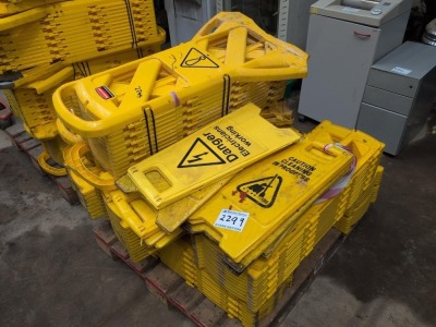 1 x Pallet Extending Pedestrian Barriers