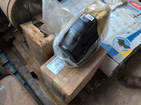 2 x Unused 240v Electric Compressor