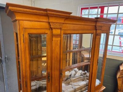 10 Seat Dining Table with Chairs, 2x Side Boards & Display Cabinet - 10