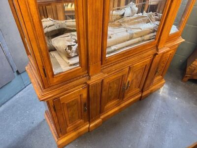 10 Seat Dining Table with Chairs, 2x Side Boards & Display Cabinet - 11