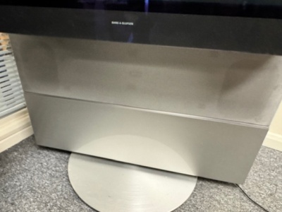 Bang & Olufsen TV Media Centre - 6