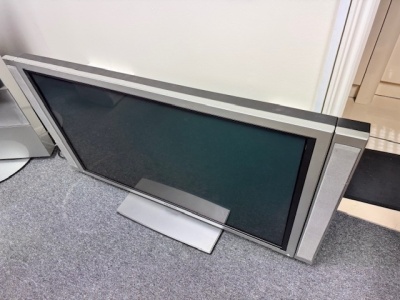 3x Televisions Pioneer, Samsung & Philips