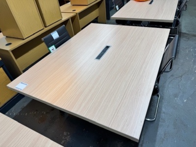 Meeting Room Table & 2x Chairs