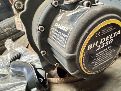 BH DELTA 2250 12V Winch - Control Unit Wired Remote - 2