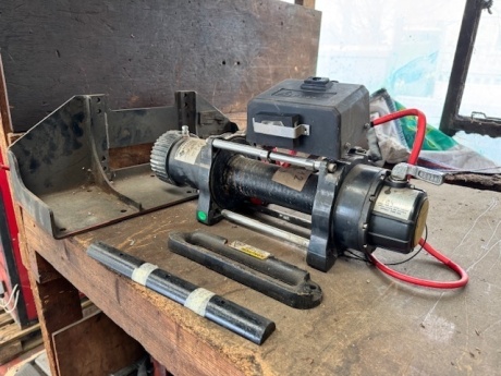 BH DELTA 2250 12V Winch - Control Unit