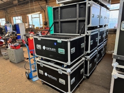 2x Lined Transportation Case