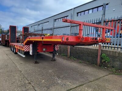 2017 Gurlesenyil Triaxle 60ft Extender Stepframe Low Loader 