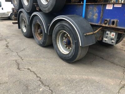 2005 SDC Triaxle Sliding Skeletal Trailer - 17