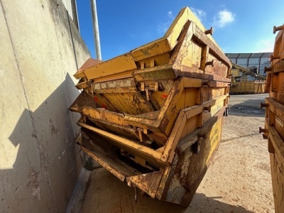 6yrd Skip - 3