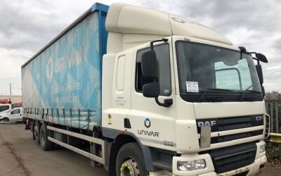 2013 DAF CF75 310 6x2 Rear Lift Curtainside Rigid