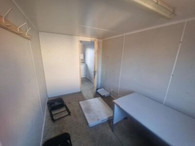 20ft x 8ft Site Cabin - 9