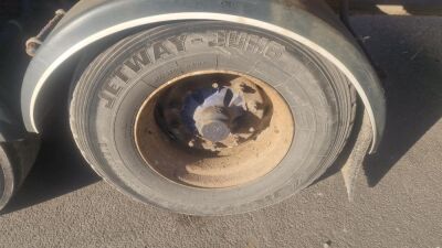 2007 SDC Triaxle Flat Trailer - 11