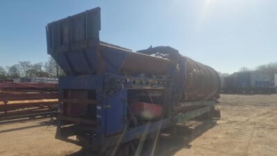 Trommel Including Feed Hopper - 2