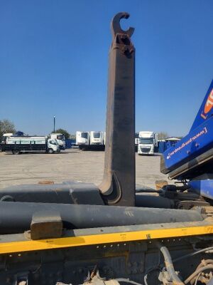 2011 Scania P400 8x2 Rearlift Crane Hook Loader - 13