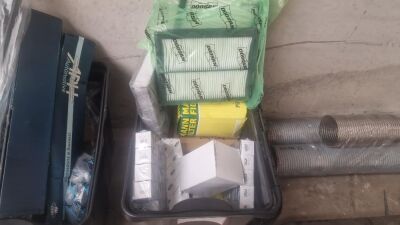 Quantity of Service Parts - 4