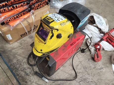 Clarke Mig130 EN Welder & 2 Masks