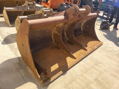 7ft Ditching Bucket - 90mm Pins - 2