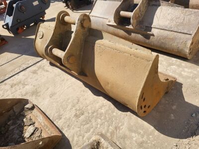 Strickland 5ft Ditching Bucket - 60mm Pins - 3