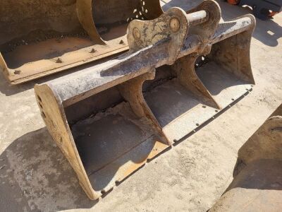 6ft Rhinox Ditching Bucket - 60mm Pins - 2