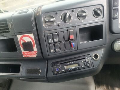 2002 MAN 18.413 4x2 Tractor Unit  - 15