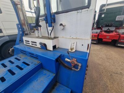 Douglas 4x2 Shunter - 19