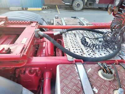2001 Scania 144L 530 V8 Topline Tractor Unit - 15
