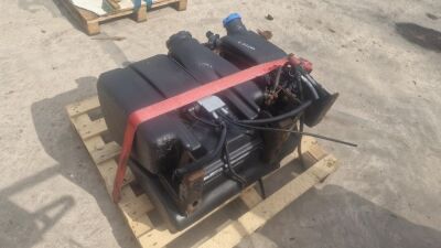 Renault Diesel & Adblue Tank - 2