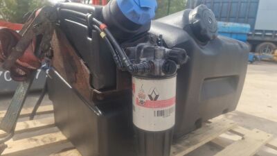 Renault Diesel & Adblue Tank - 6