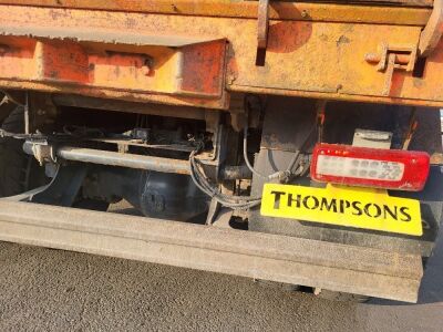 2015 Volvo FM 410 8x4 Steel Body Tipper - 11