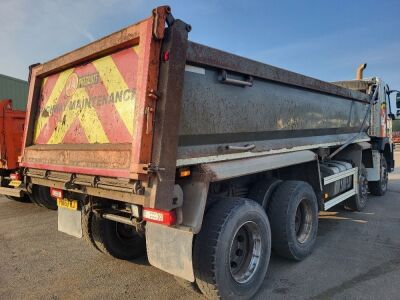 2016 Volvo FMX 8x4 Steel Body Tipper - 4