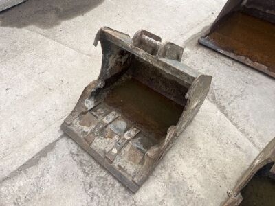 2ft Digging Bucket - 40mm Pins