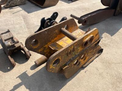 CES Excavator Headstock - 60mm Pins