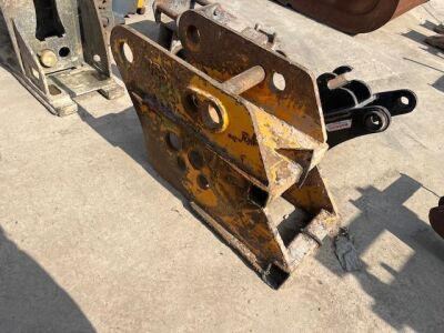 CES Excavator Headstock - 60mm Pins - 2