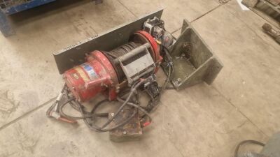 24v Superwinch E14P 645
