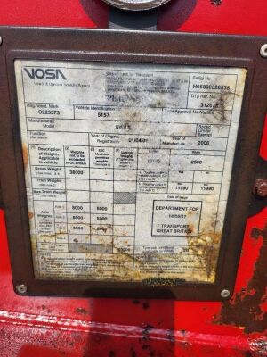 2006 Swan Triaxle Skip Trailer - 7