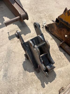 Strickland Quick Hitch - 50mm Pins