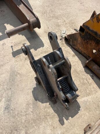 Strickland Quick Hitch - 50mm Pins