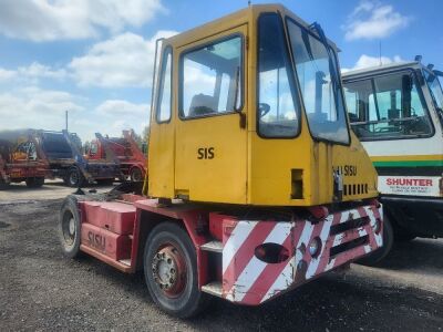 Sisu 4WD Dock Spotter