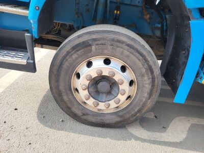 2018 Volvo FM460 8x4 Alloy Body Tipper - 11