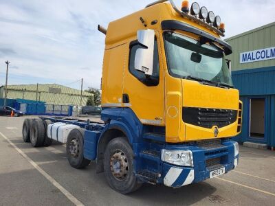 2012 Renault 8x4 Twin Steer Chassis Cab