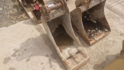 18 Inch Bladed Bucket - 60mm Pins